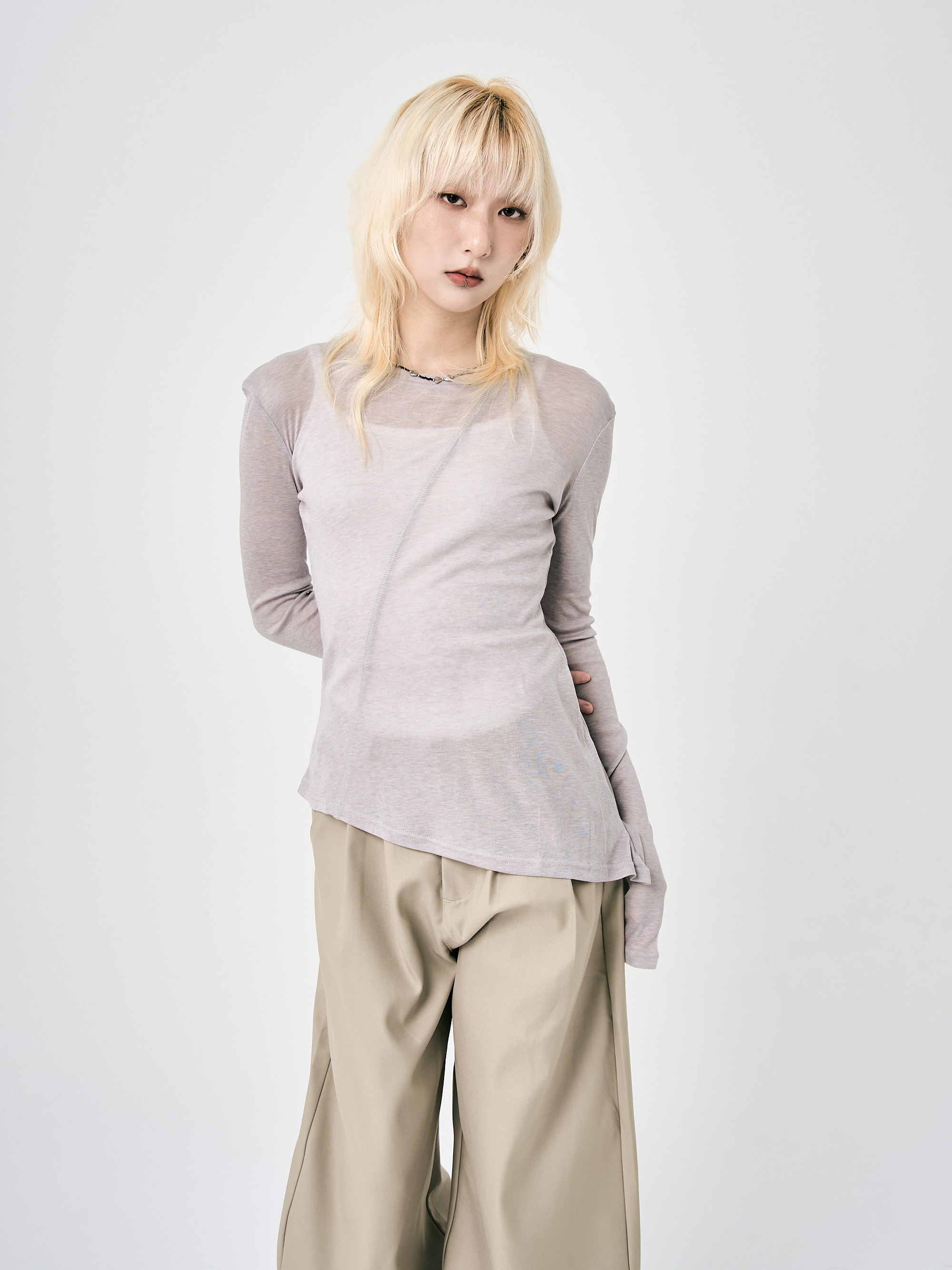 解構堆疊透膚打底長袖-灰