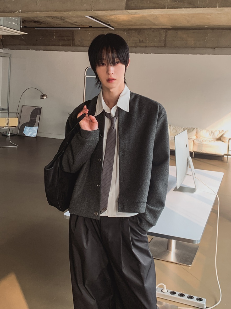 羊毛短款開襟衫