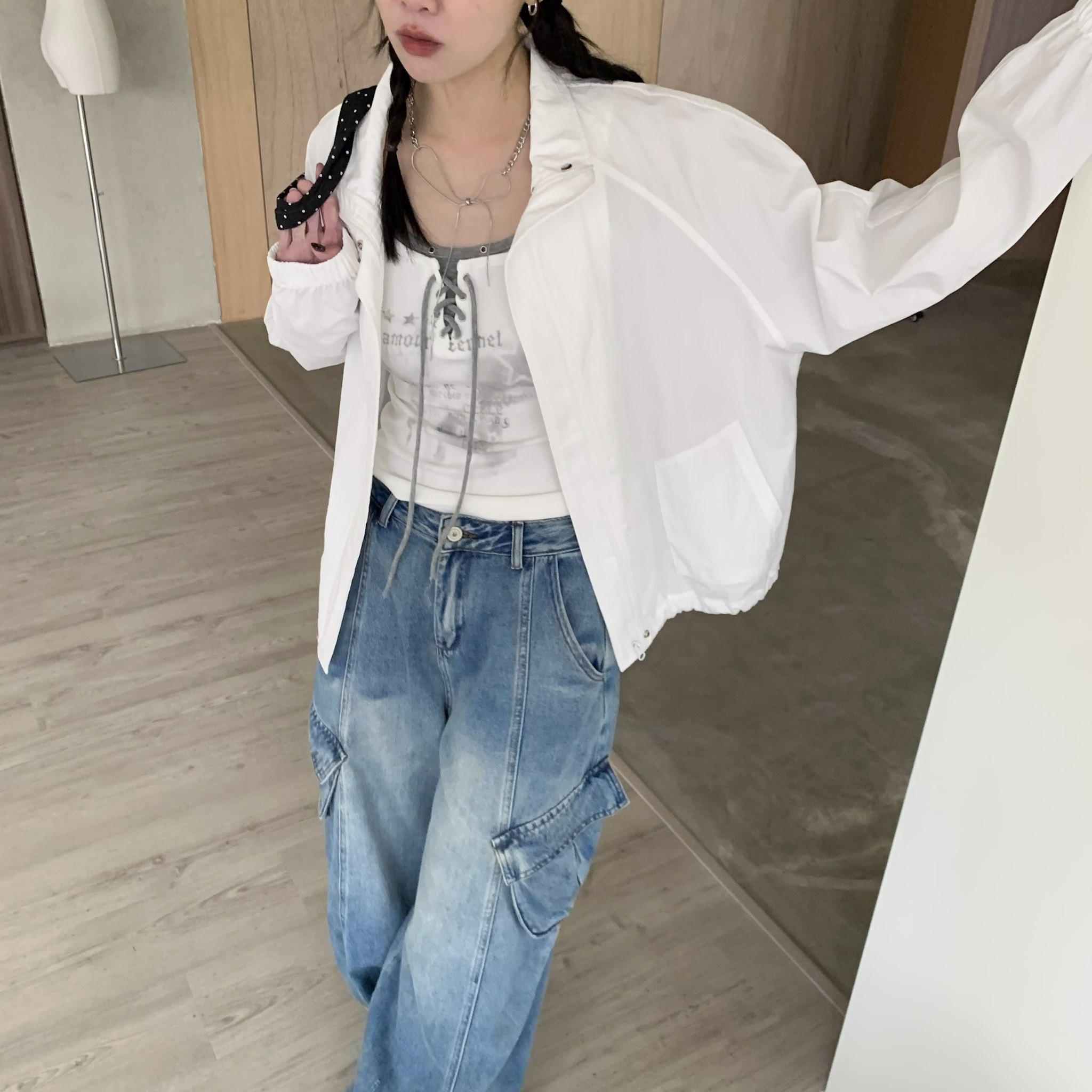 ISA_隨手一穿都好看! 簡約率性立領拉鍊外套_63020