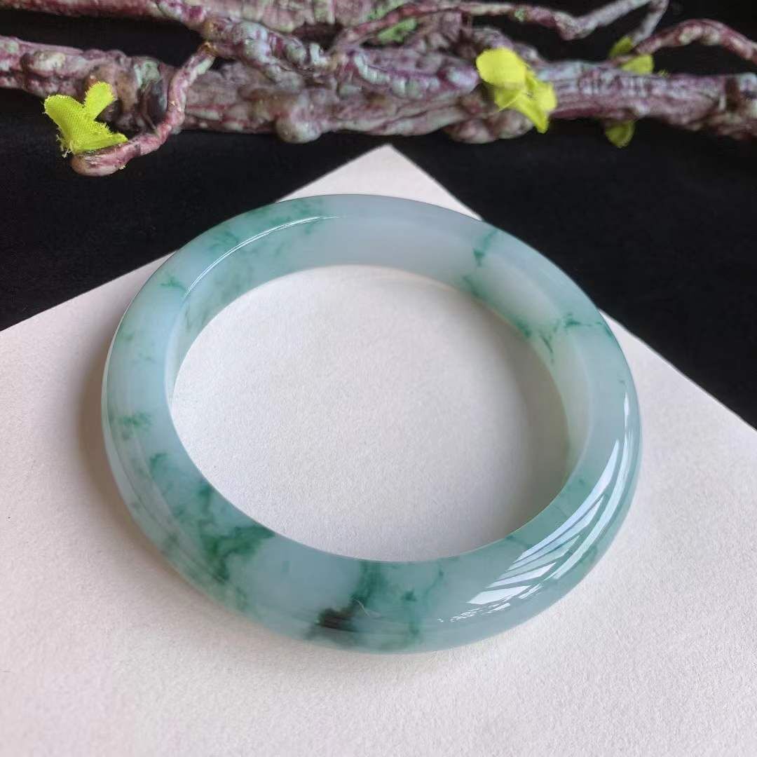 翡翠冰糯水潤飄綠花正圈手鐲,天然翡翠A玉, 緬甸玉, Jade, Jadeite