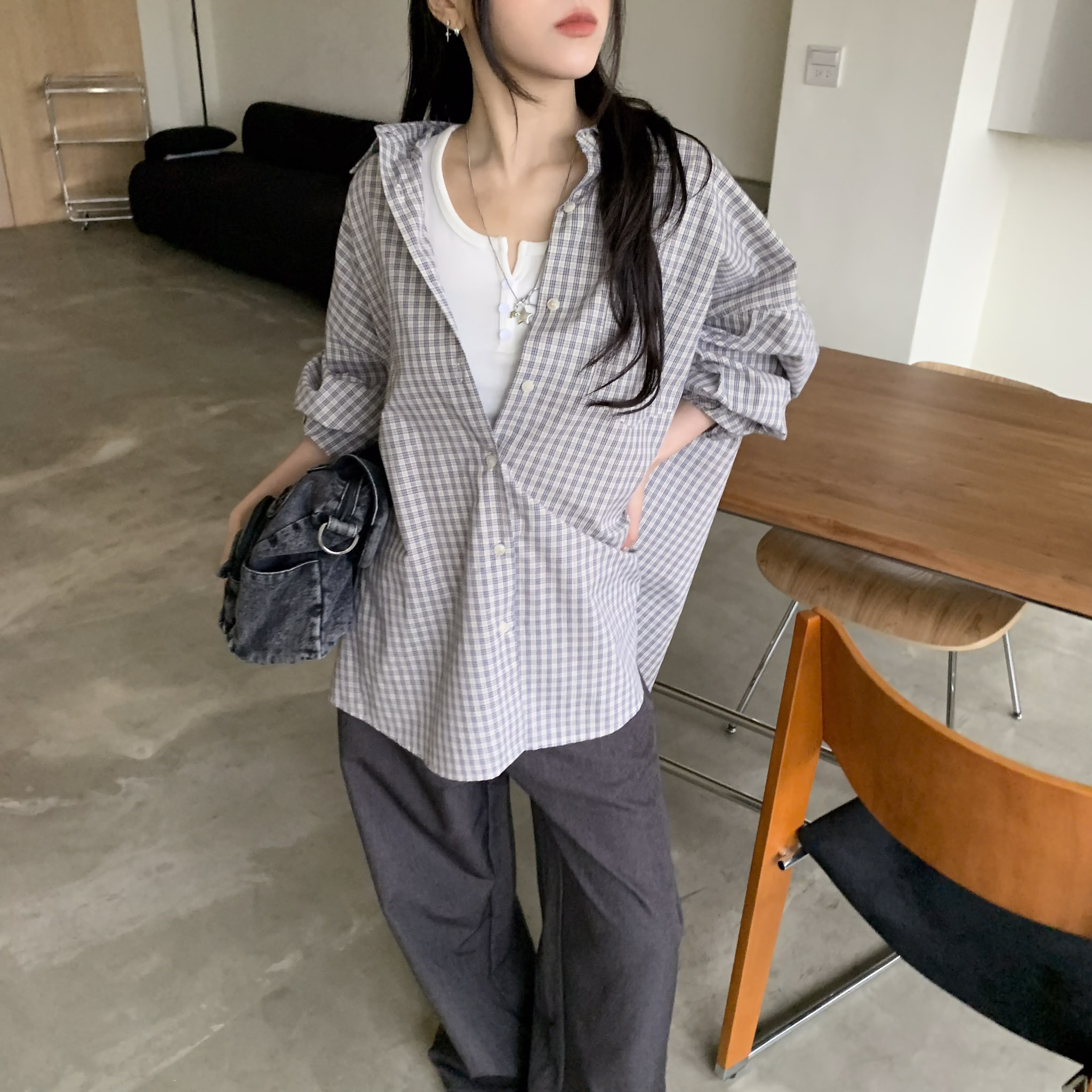 ISA_首爾日記 (model+1)單口袋格紋寬鬆襯_63021
