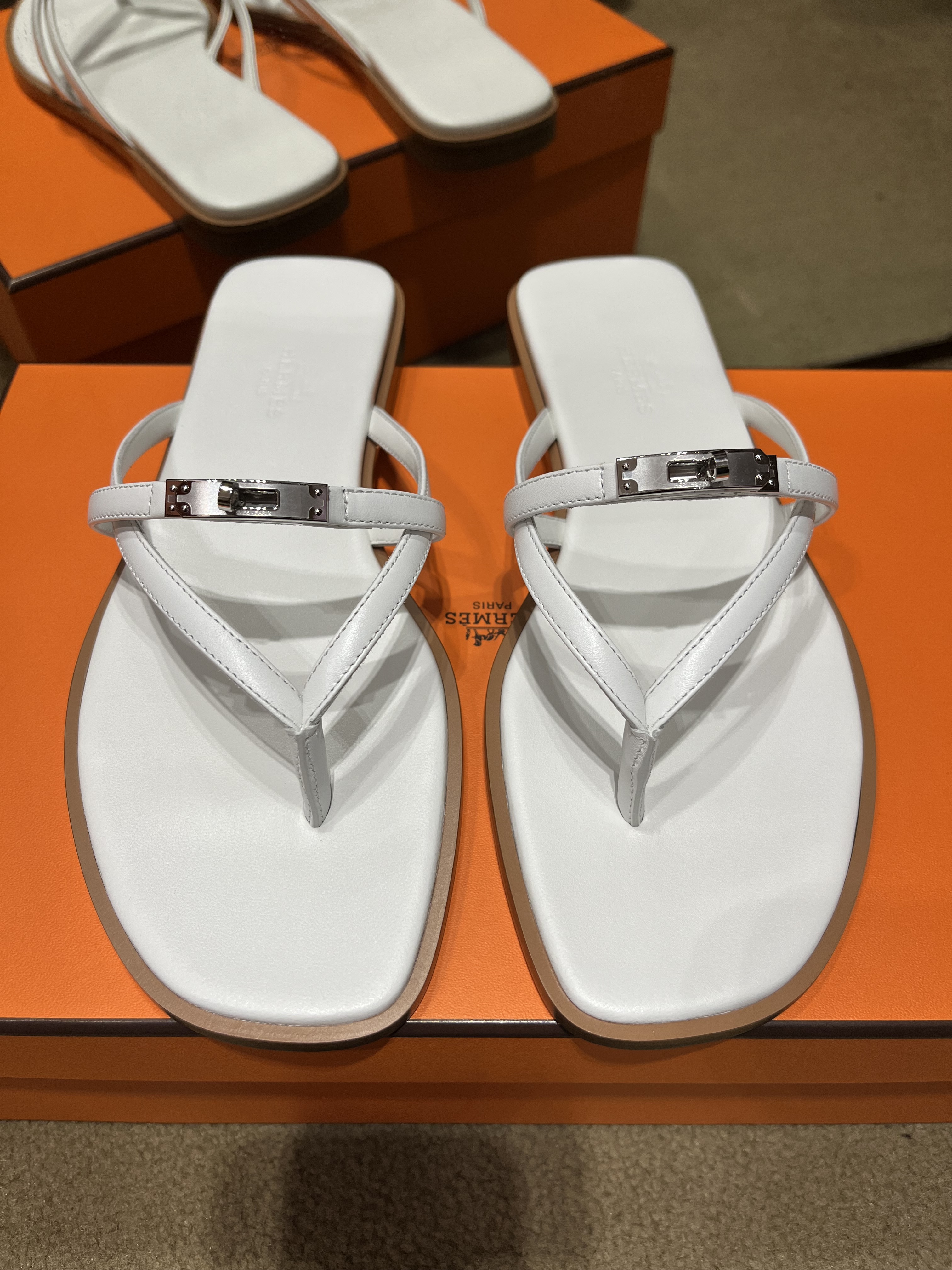 Miss sandal blanc(可預訂size)