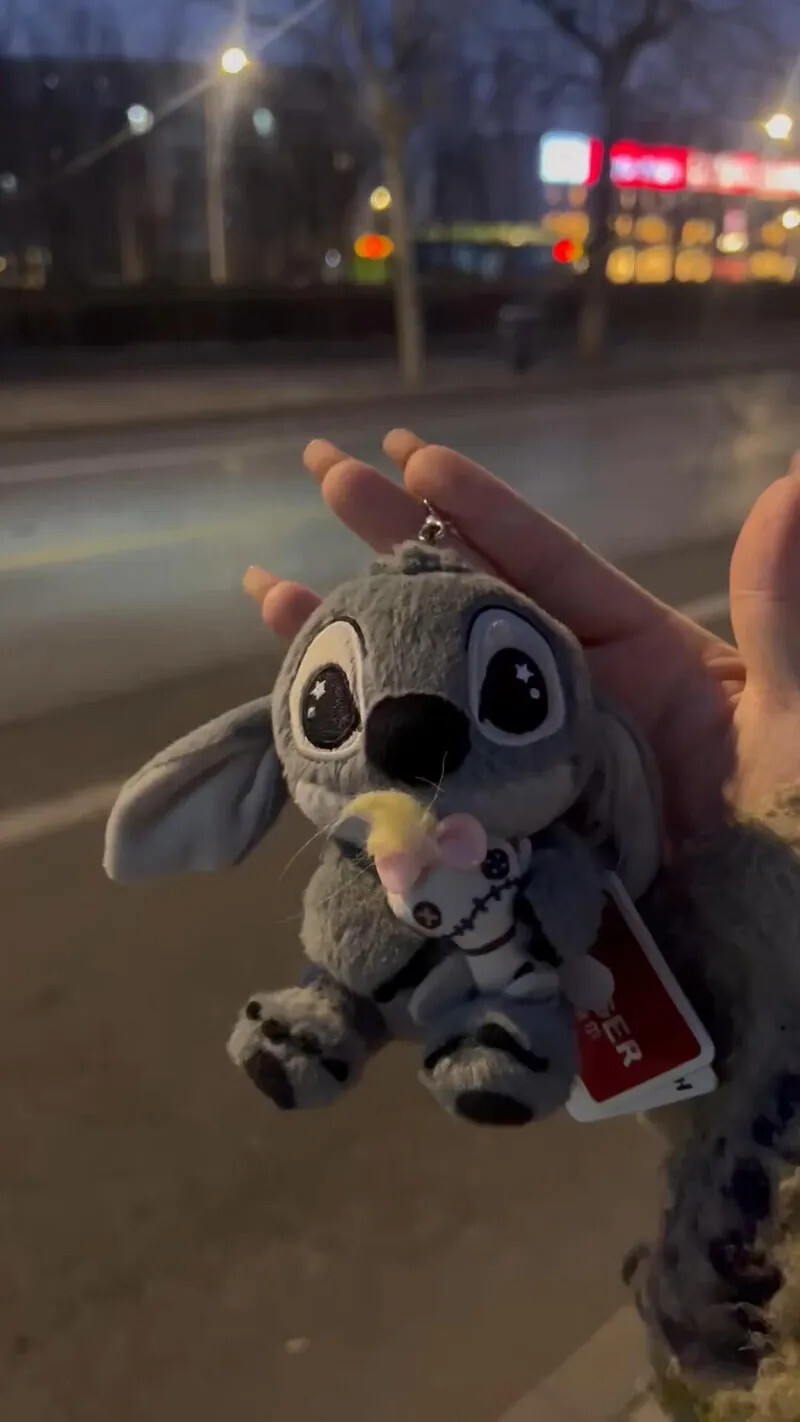 <正版授權> Disney迪士尼 黑皮史迪奇 焦糖 吊飾鑰匙圈