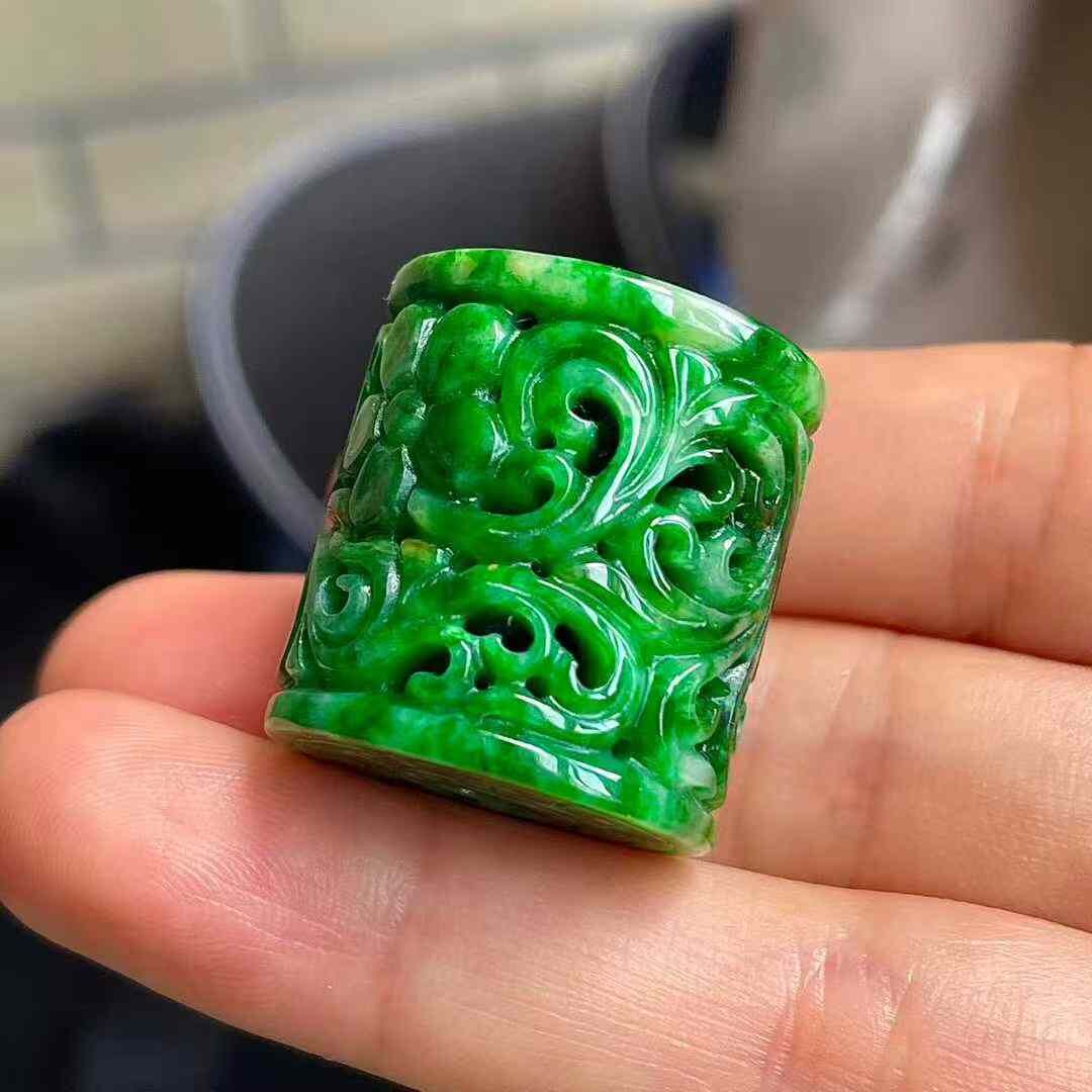 375549 翡翠冰辣綠雕花路路通