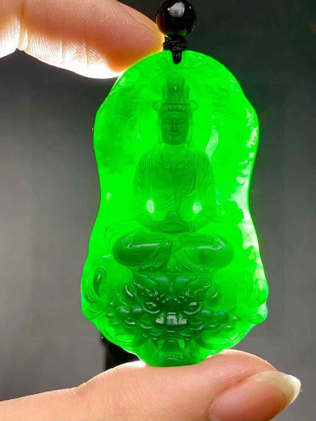 375912 翡翠墨翠神龍觀音