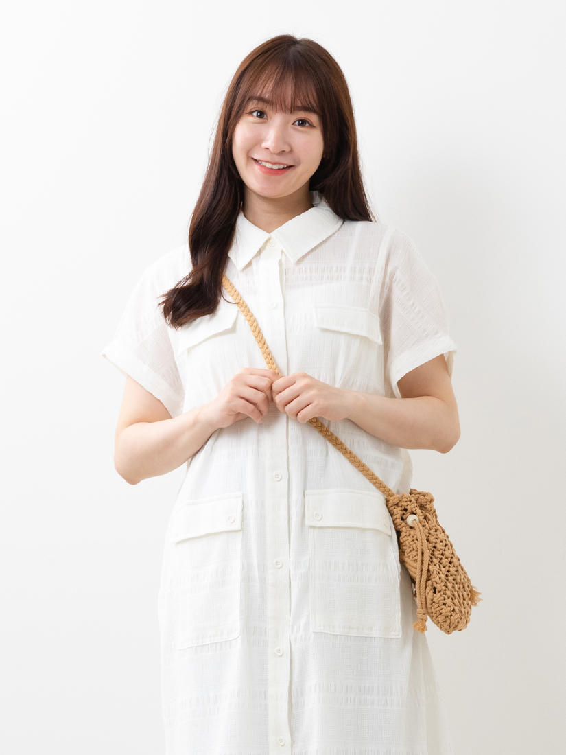 透膚彈性泡泡棉後抽繩洋裝