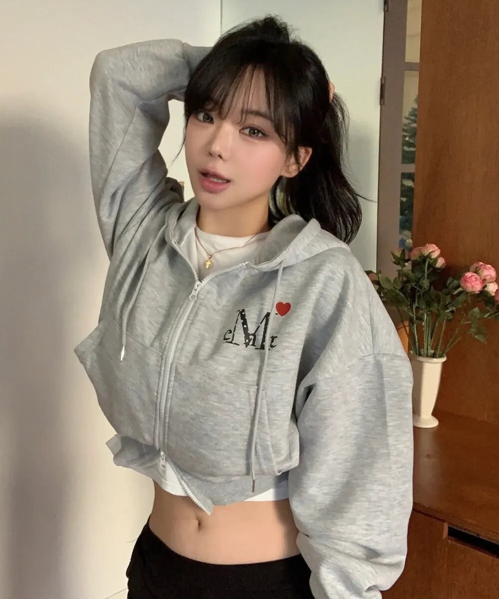 <滿千免運🛒>Mucent  迷你愛心Logo 愛心波點  連帽外套