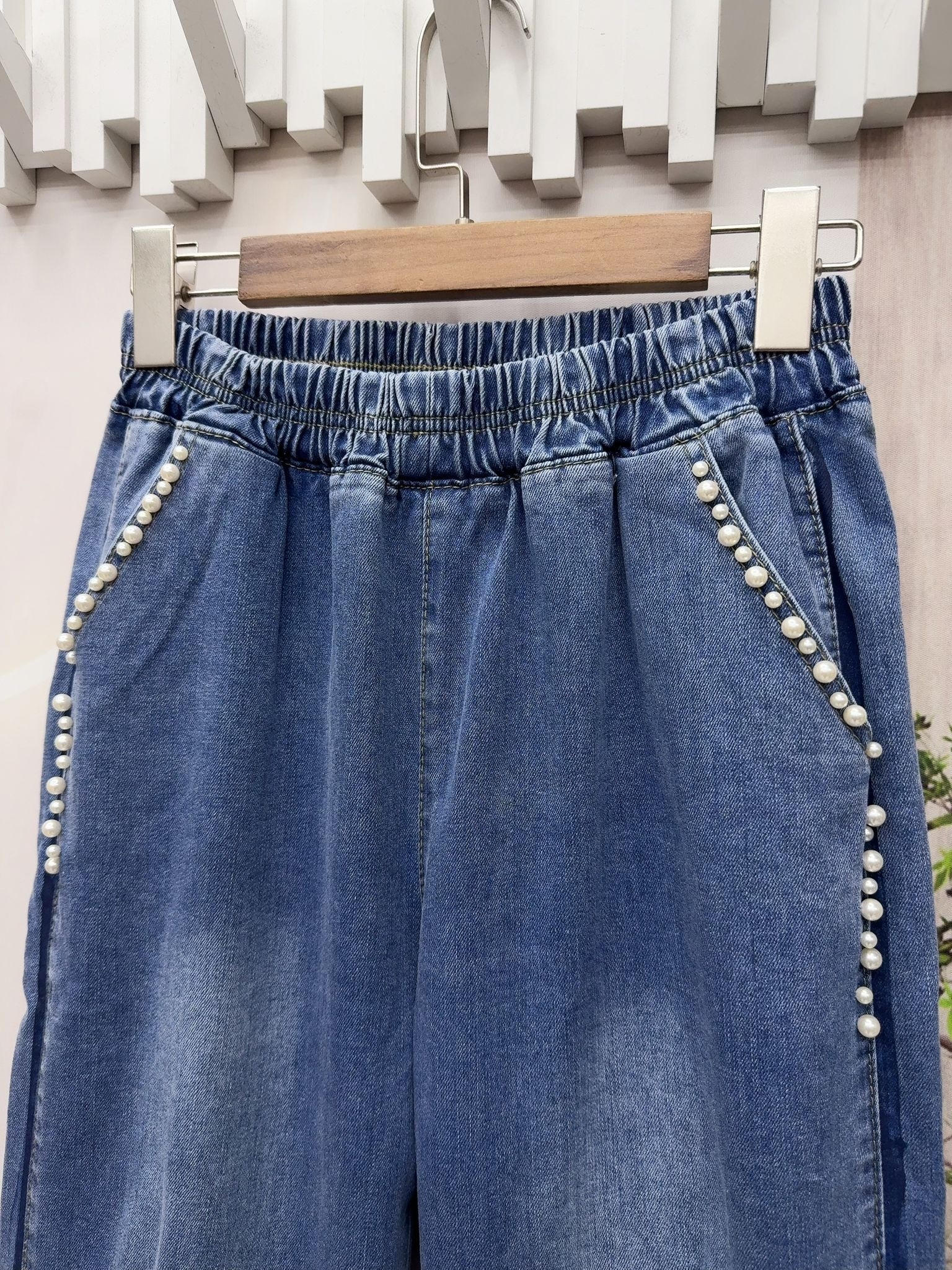 Mar 拼珍珠邊微收腳型牛仔褲～150P