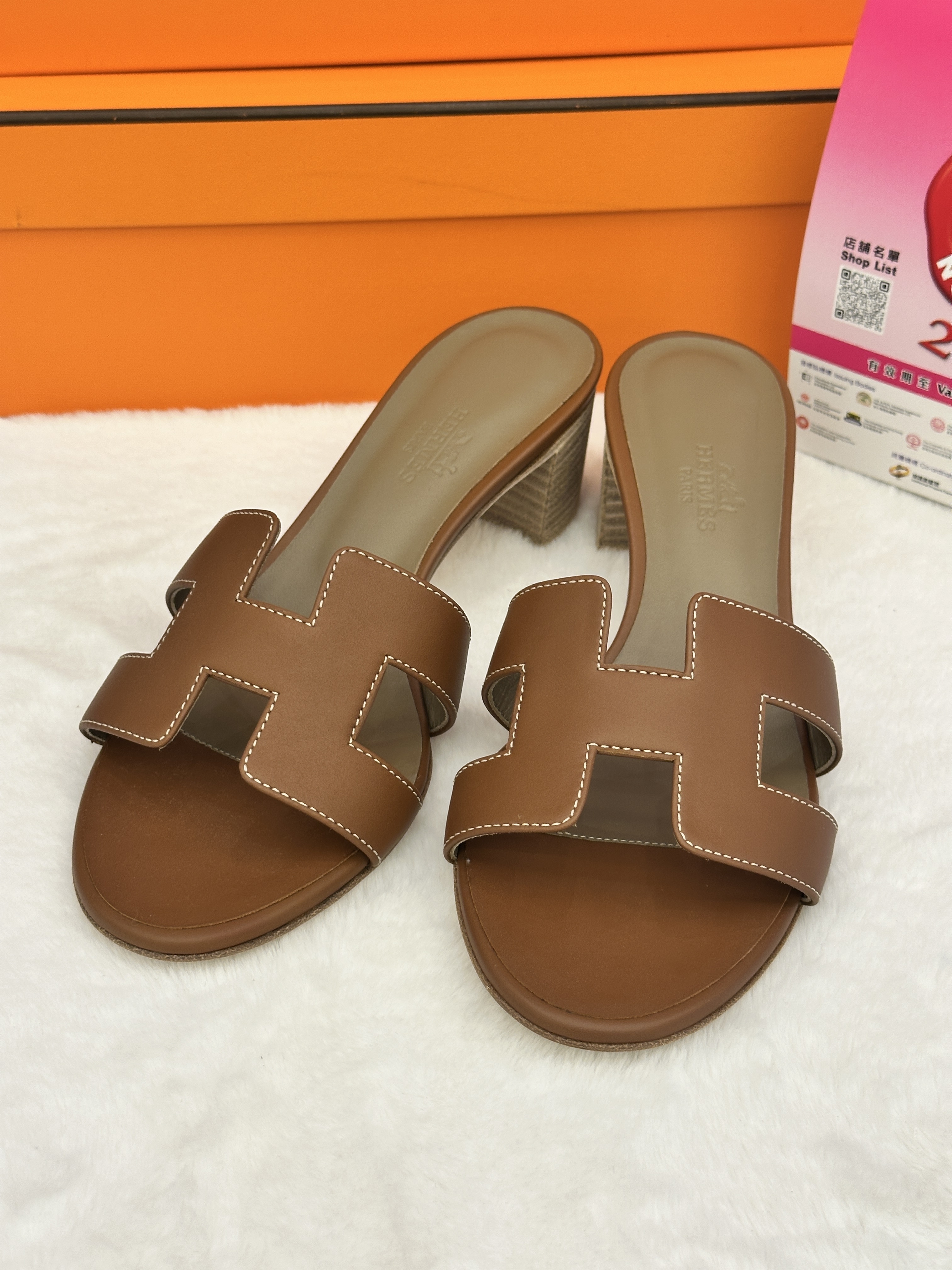 Hermes oasis heels sandals