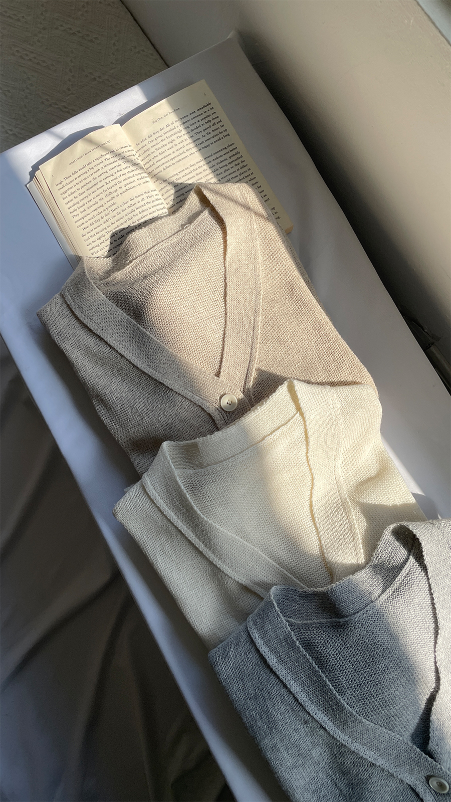 Ｖ領針織薄外套