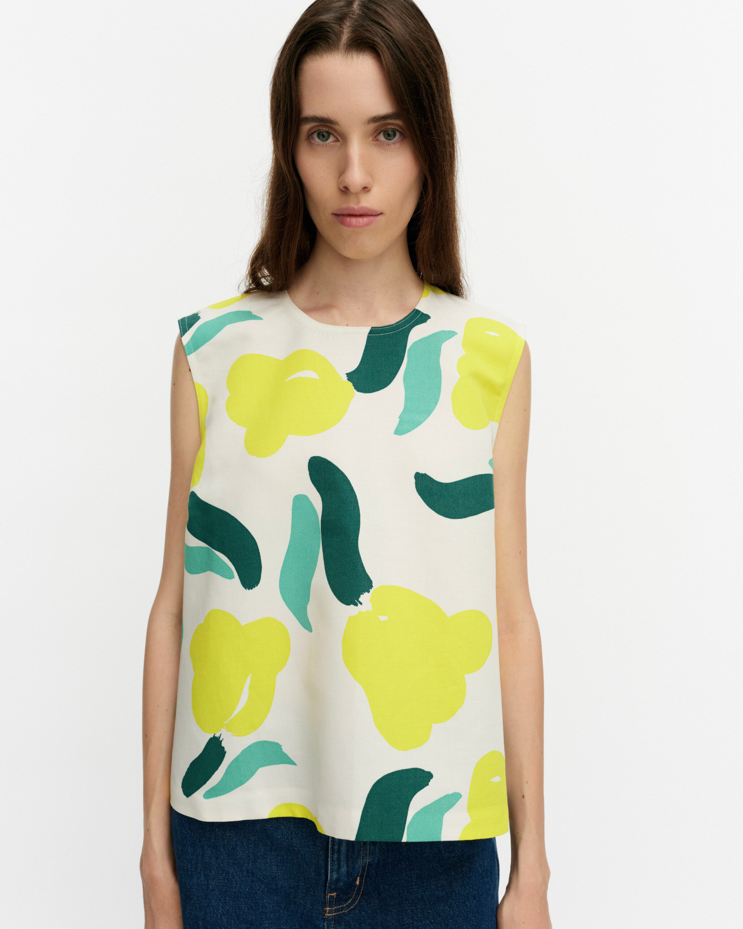 Erilaisia Lemmitty 無袖背心