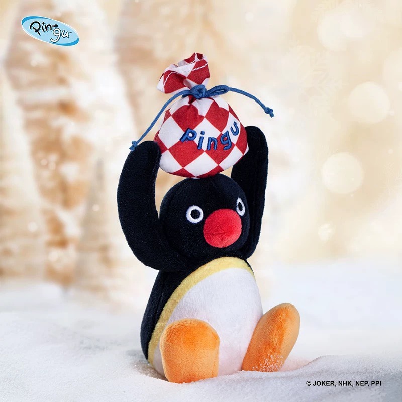 PINGU 企鵝家族 舉包袱 玩偶吊飾