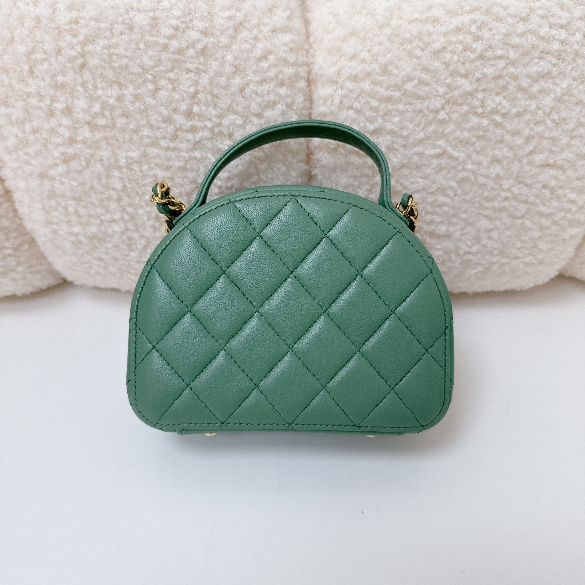 Chanel Top Handle Round Vanity Case - Green / GHS