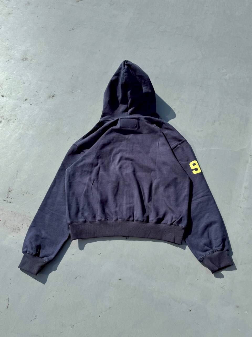 【9090】0314 發售 性感標誌拉鍊連帽衫