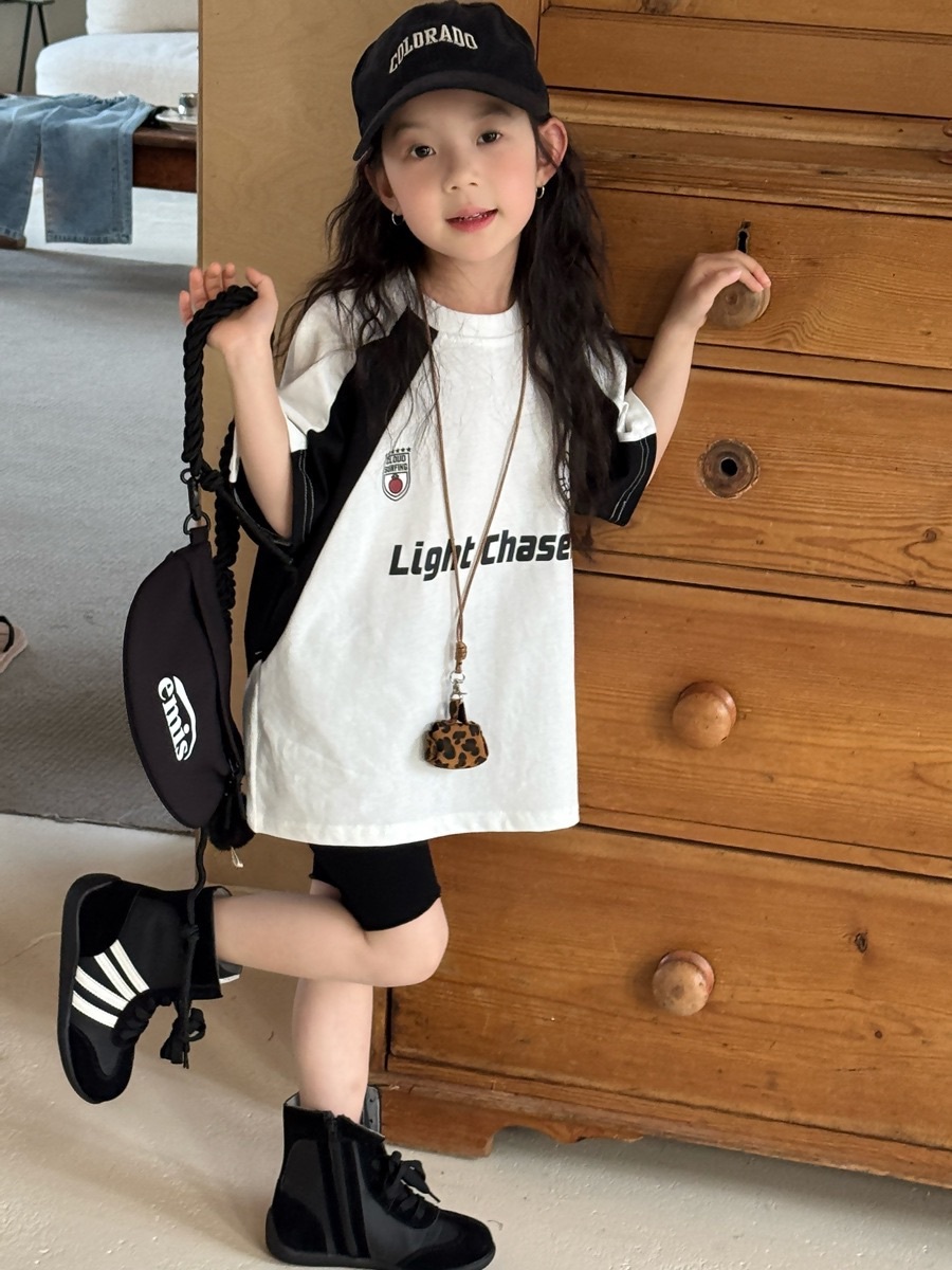 寬鬆字母貓貓上衣