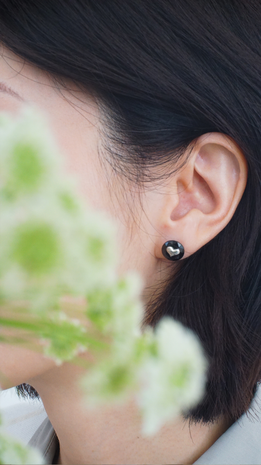 黑底愛心純銀耳環