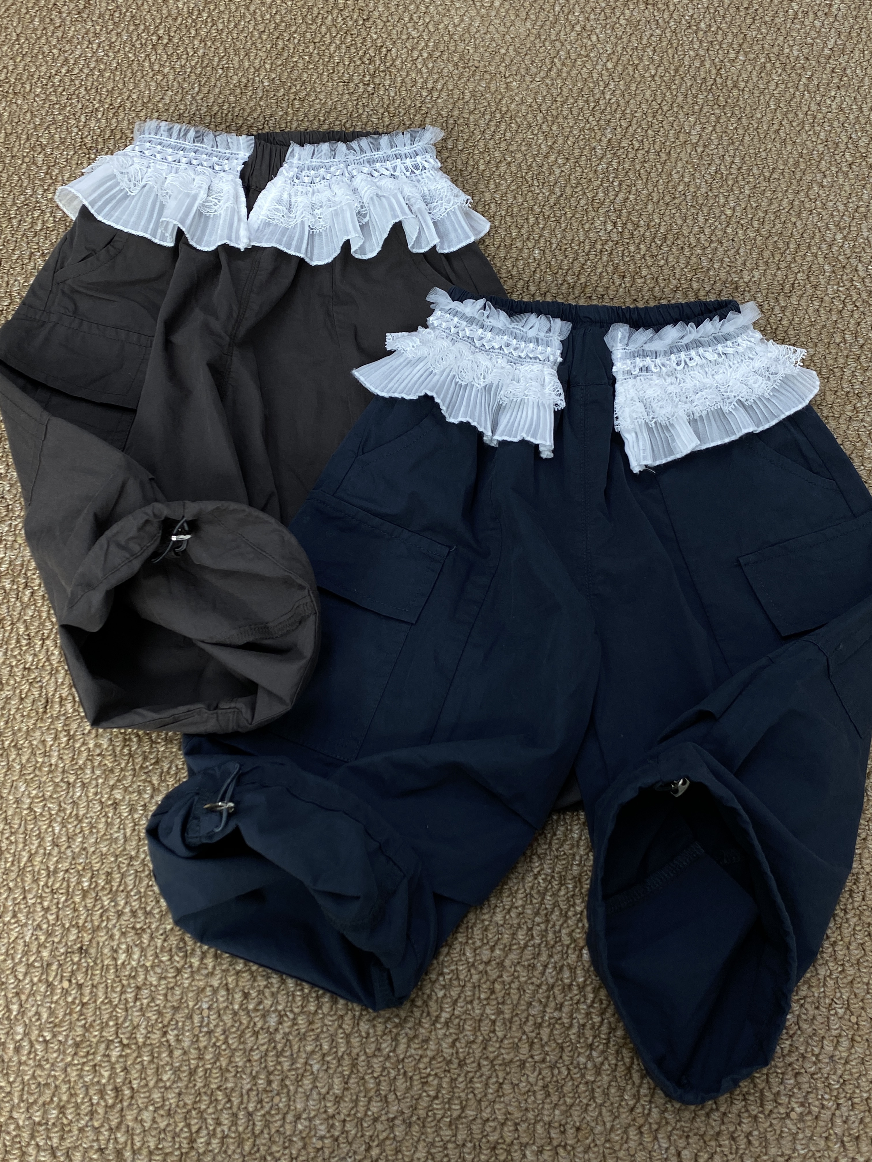 A04444蕾絲屁簾工裝褲