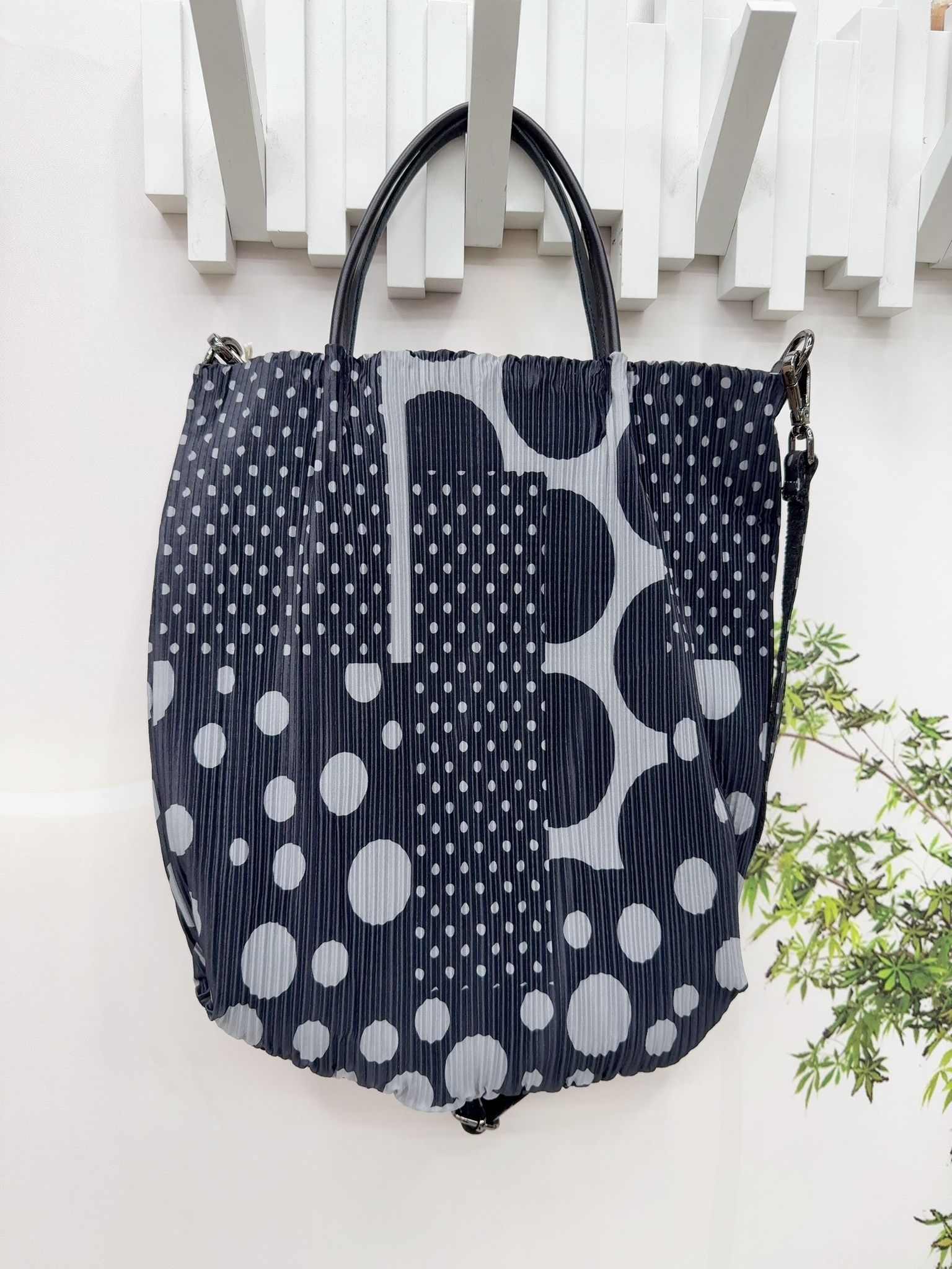 韓國高質袋～換購價$149 ～150AC