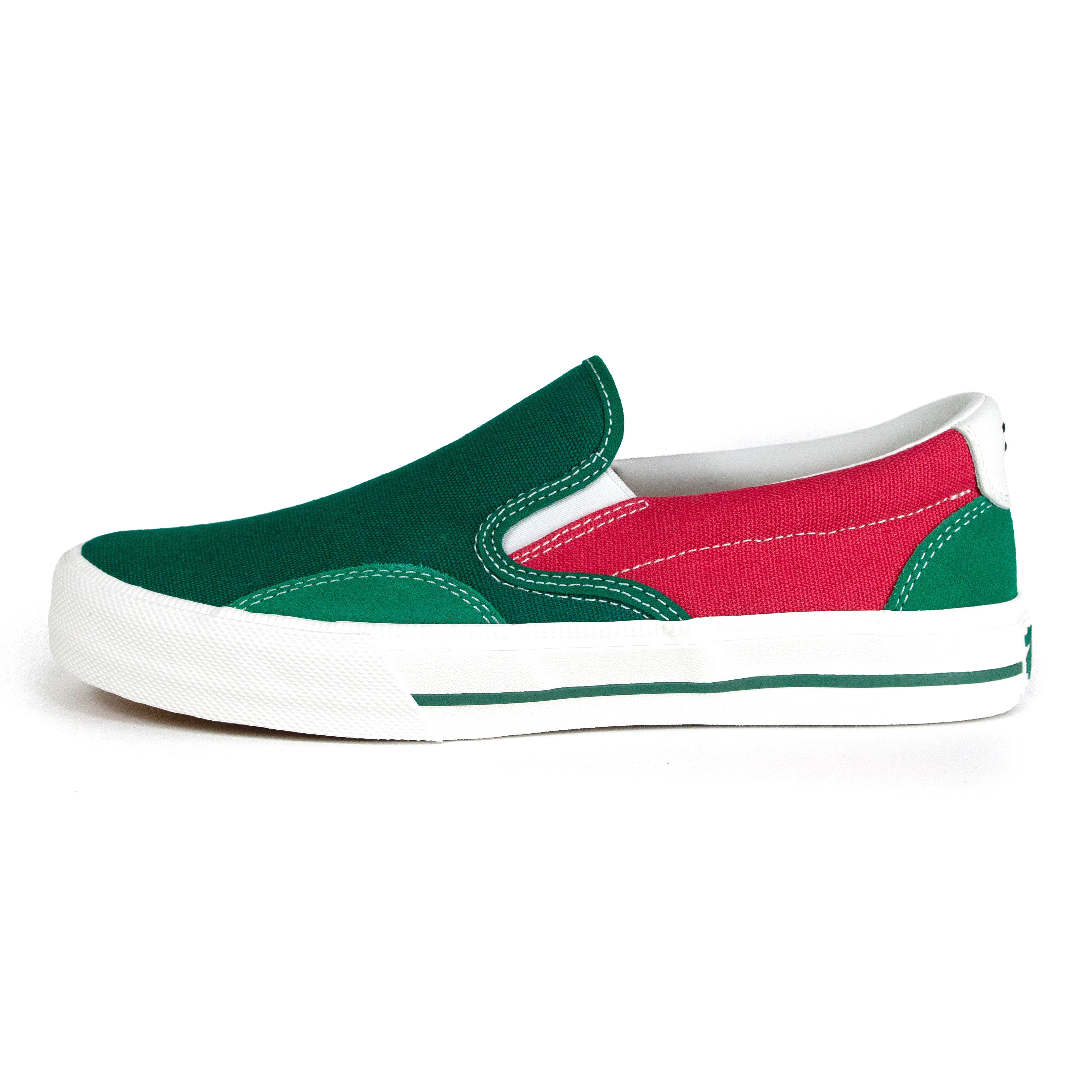oddSEESAW SLIP ON -   GREEN/RED CVS