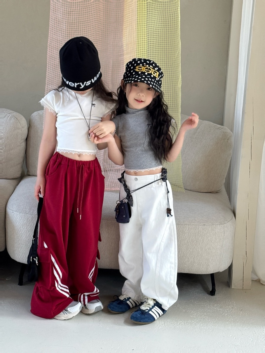 三色合身短版蕾絲上衣