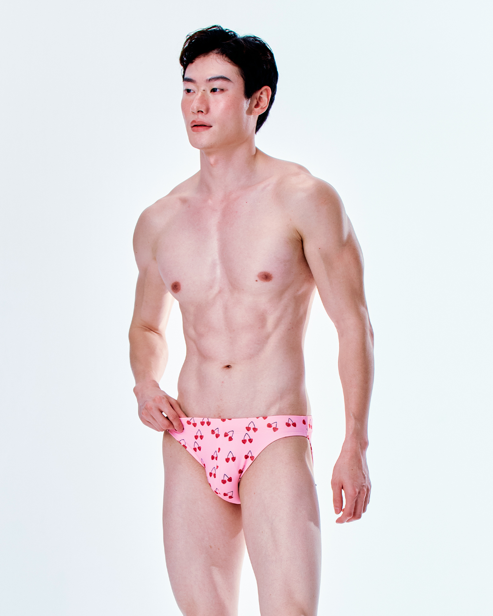 【櫻桃甜心】Saxon 男性低腰三角泳褲