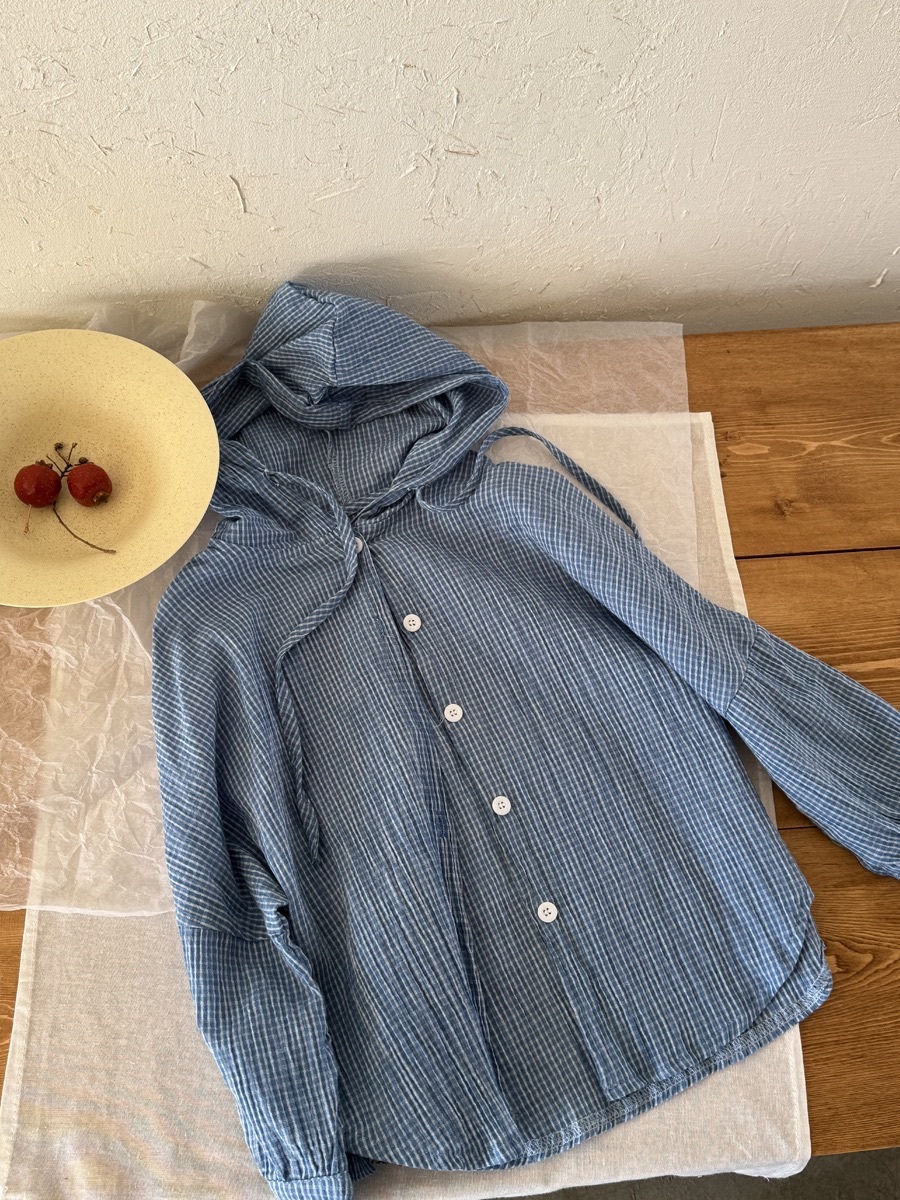 藍色細格子連帽外套