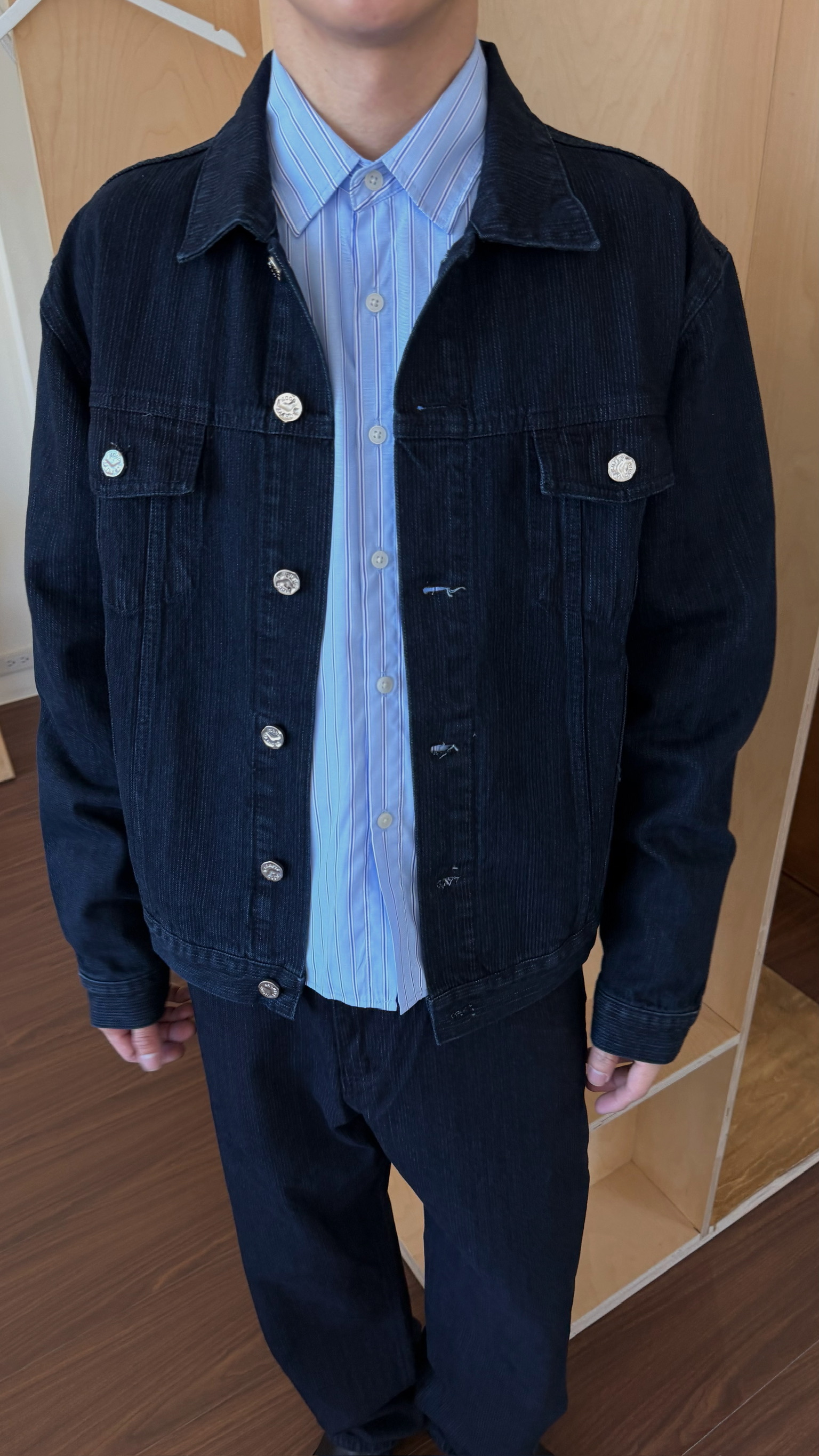 直紋刷色牛仔外套