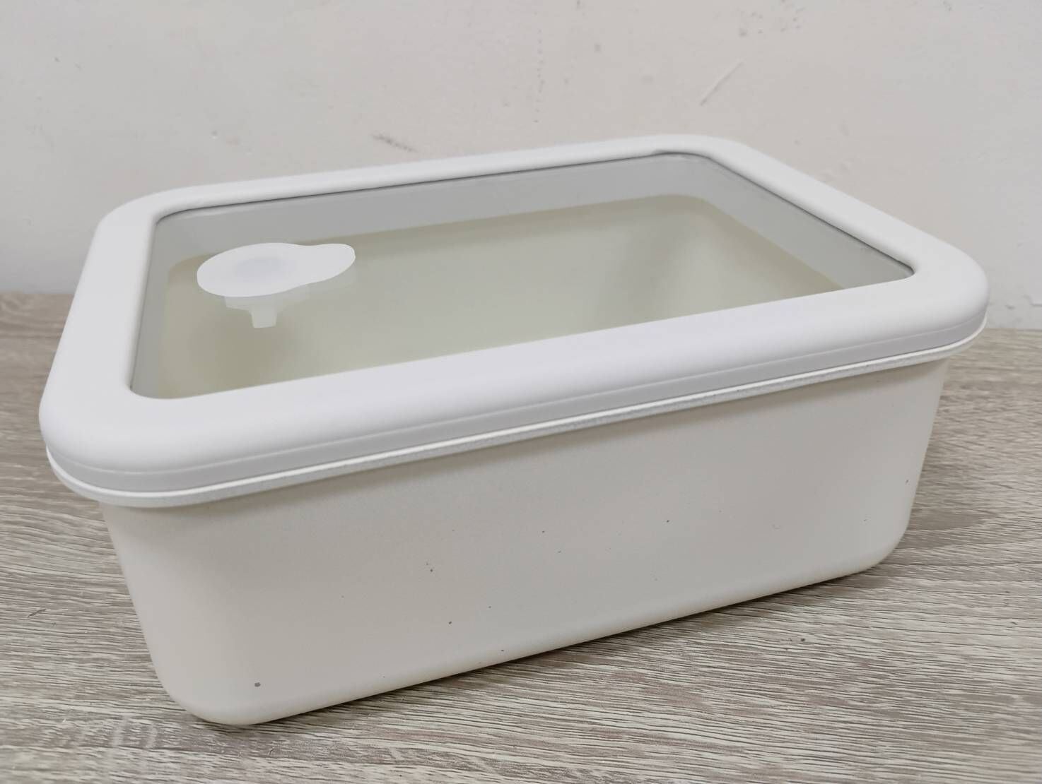 【福利瑕疵品售出，概不退換】  不沾石墨烯保鮮盒-L (1400ML) / 萬用蓋款-米白色