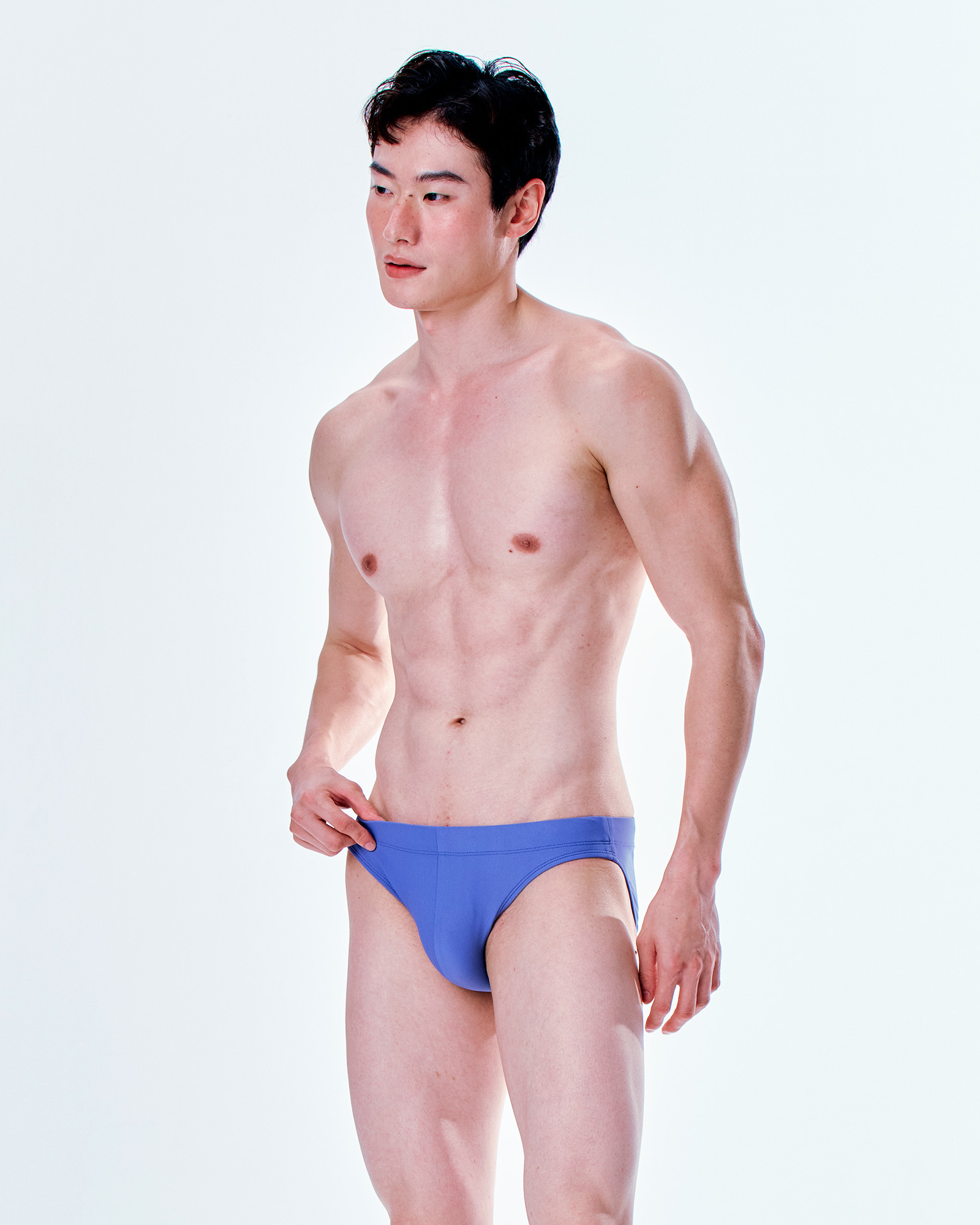 【長春花藍】Saxon 男性低腰三角泳褲