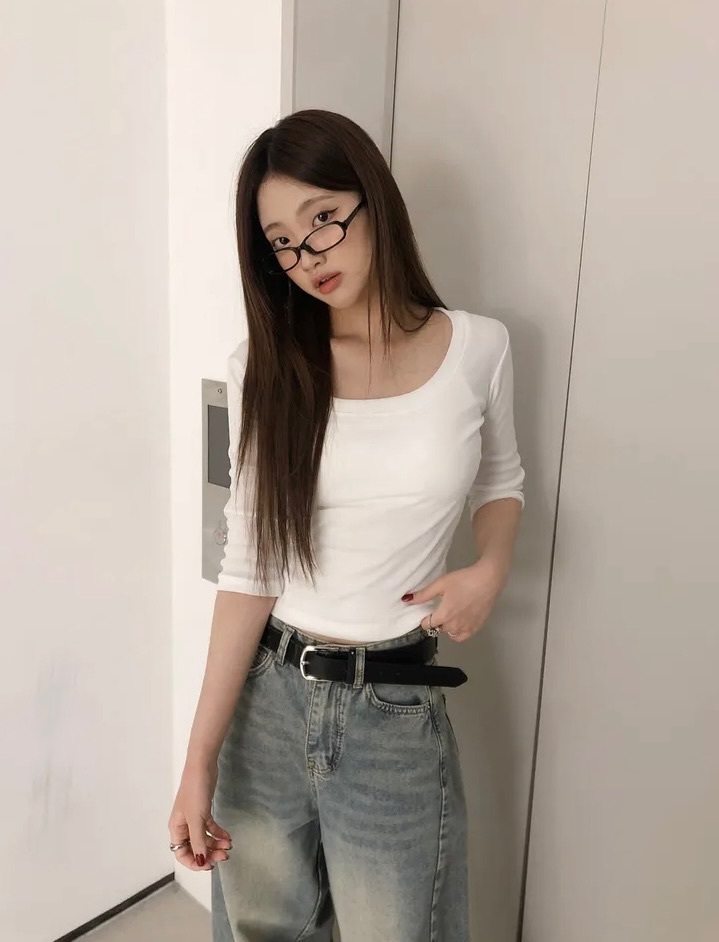 【優惠預訂】韓國圓領7分袖純色上衣（7色）