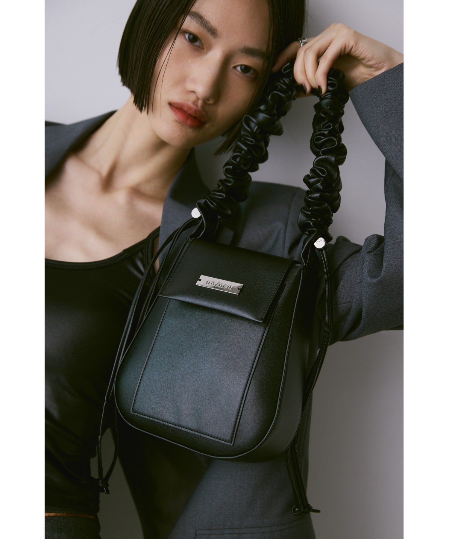 <日本銷量破萬>日本 un/neu 2WAY 褶皺手柄 翻蓋 可調節揹帶 馬鞍包 四色