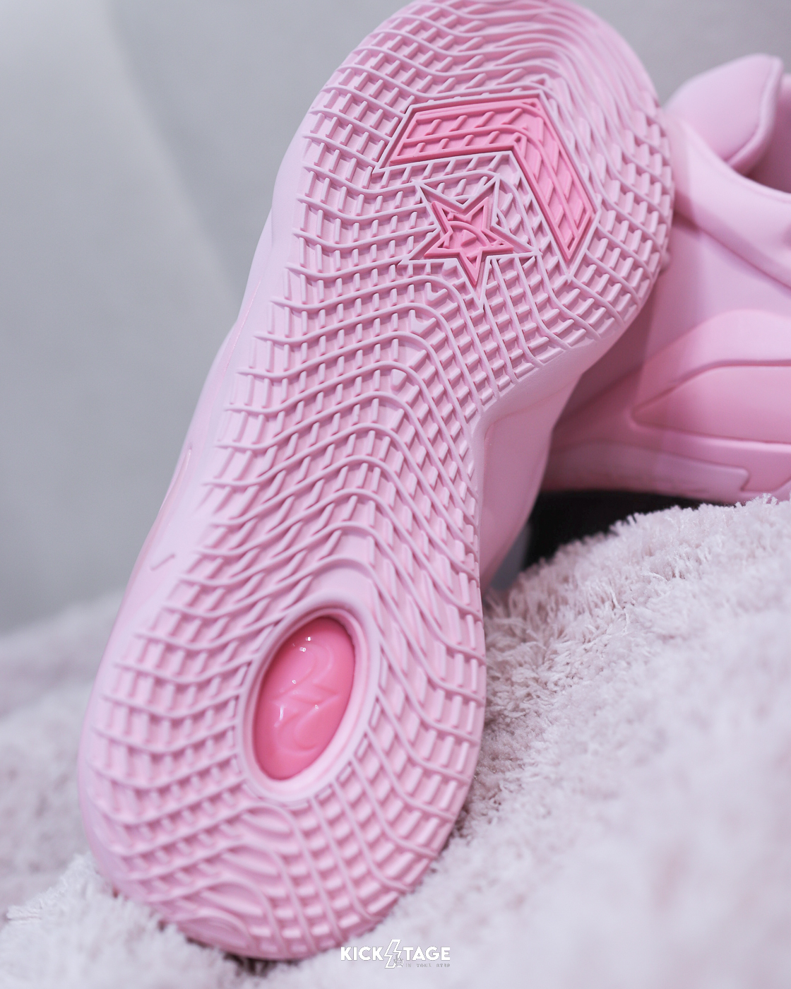 CONVERSE SHAI 001 'Blush' 粉色拉鍊包覆實戰籃球鞋【A19838C】