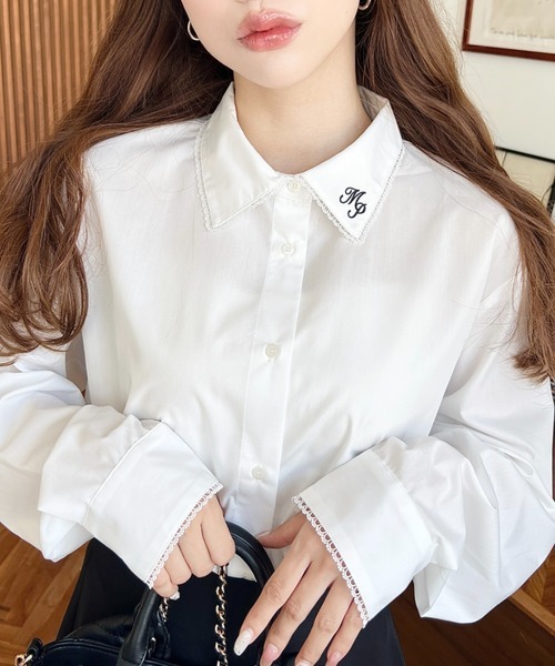 日本🇯🇵連線 Moment+ 領子刺繡蕾絲邊長袖襯衫 蕾絲 刺繡 襯衫 休閒 長袖 4色(任買兩件7-11免運)/預購