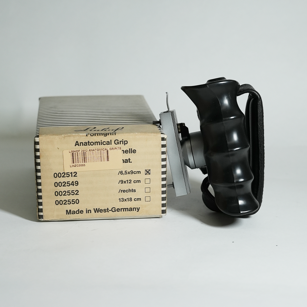 LINHOF 2512 Anatomical Grip /6,5x9cm HK$880 (訂金HK$500)
