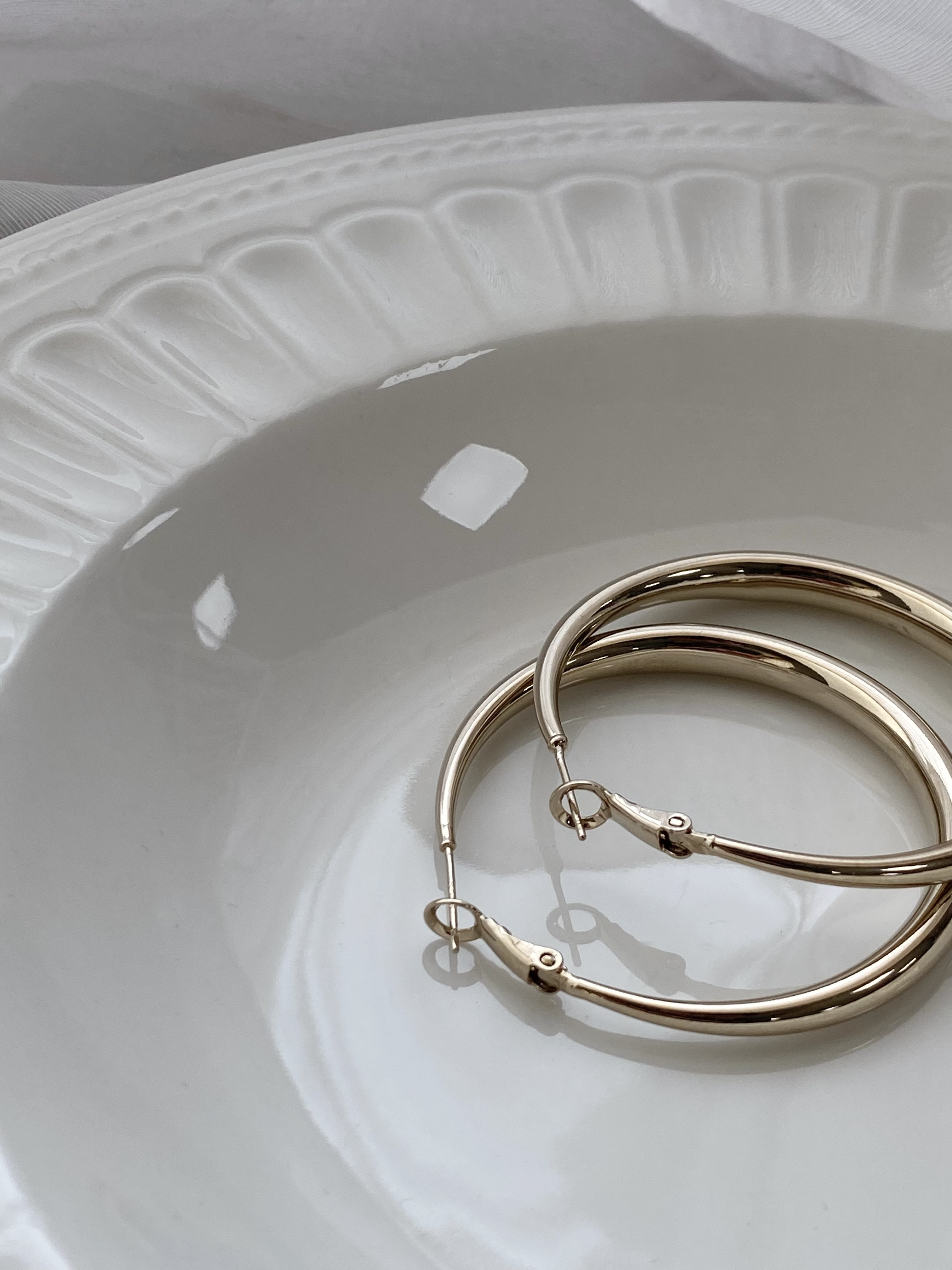 溫潤光澤圓圈耳環