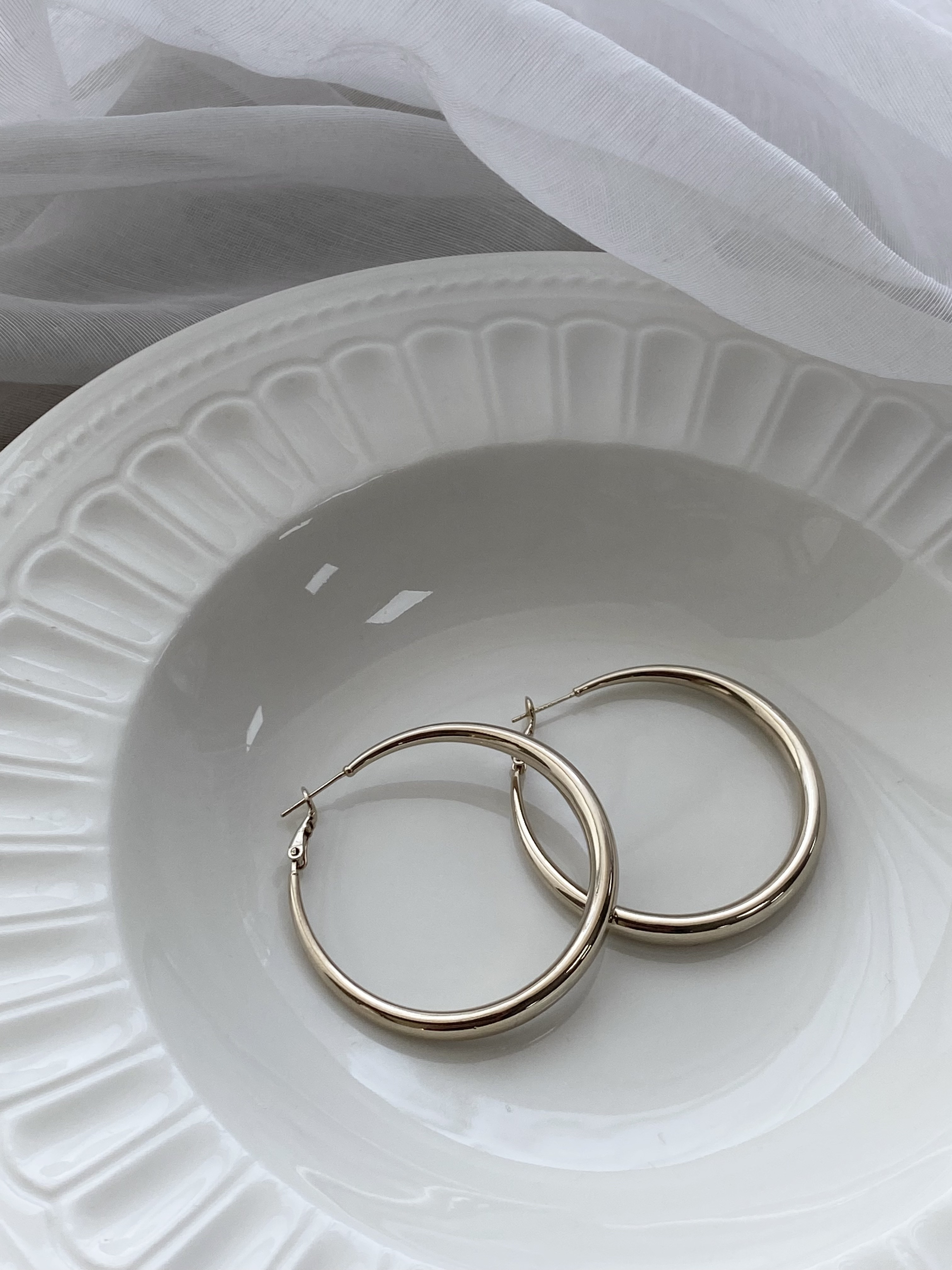 溫潤光澤圓圈耳環