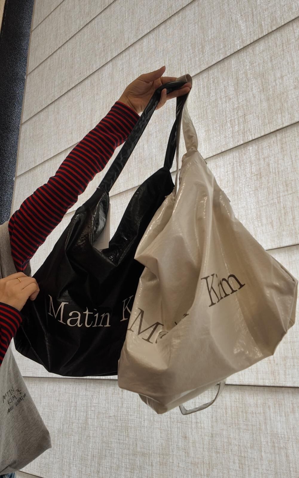 MATIN KIM GLOSSY 2 WAY BAG