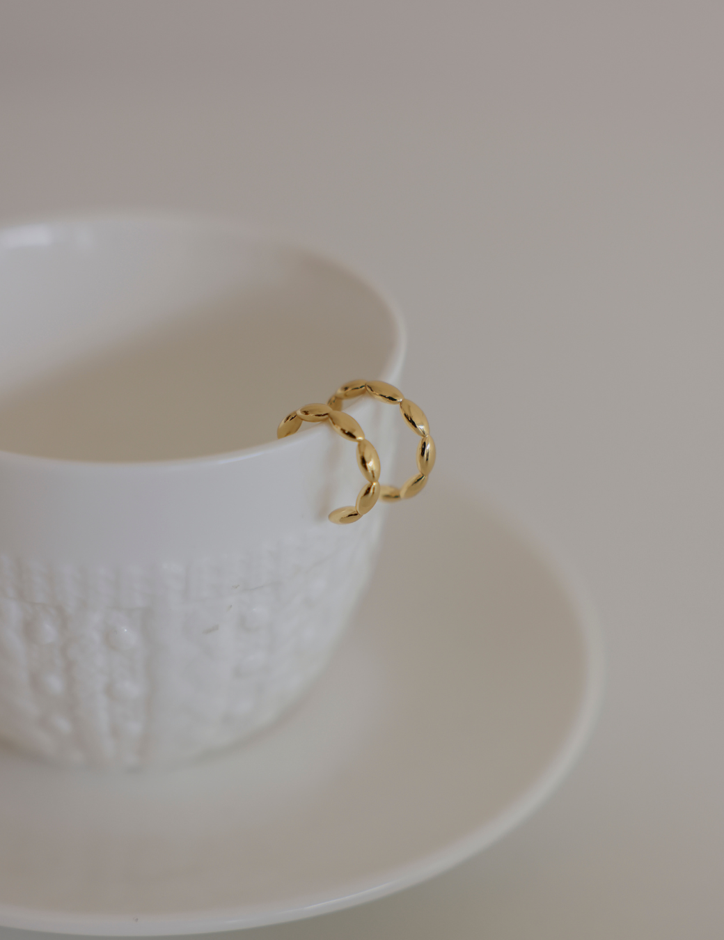 簡約米珠小圈耳環（金色）