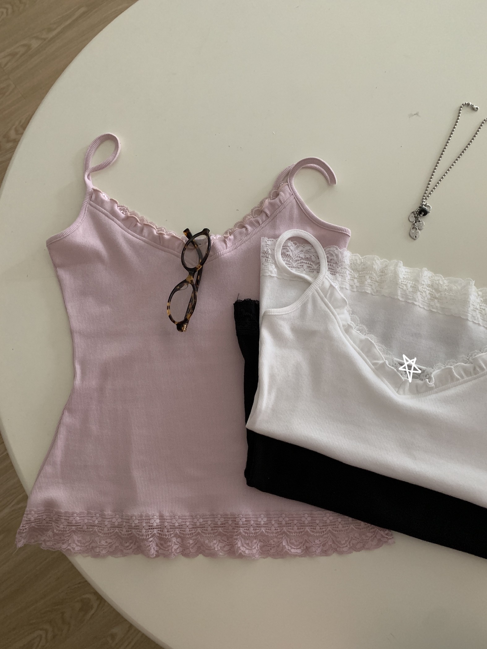 M002/小花捲邊蕾絲極彈背心