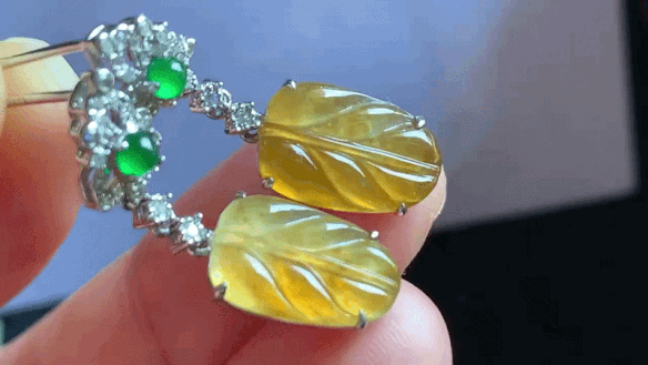37745 翡翠冰種黃翡葉子耳環