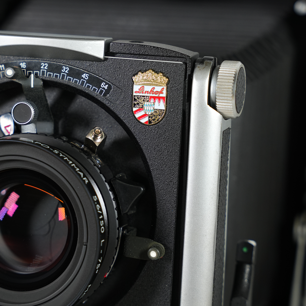 LINHOF TECHNIKA 自制套裝 HK$28,000 (訂金HK$2,000)