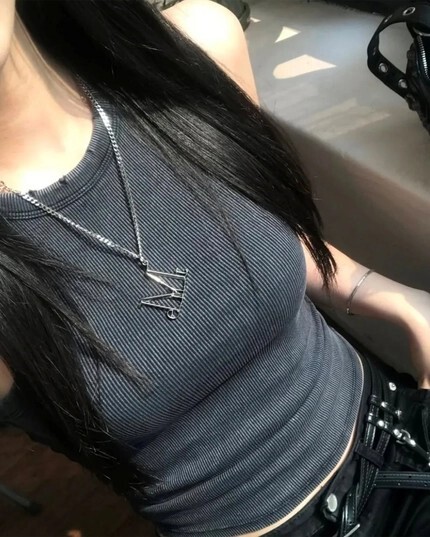 <滿千免運🛒>Mucent  金屬LOGO項鍊 中性款