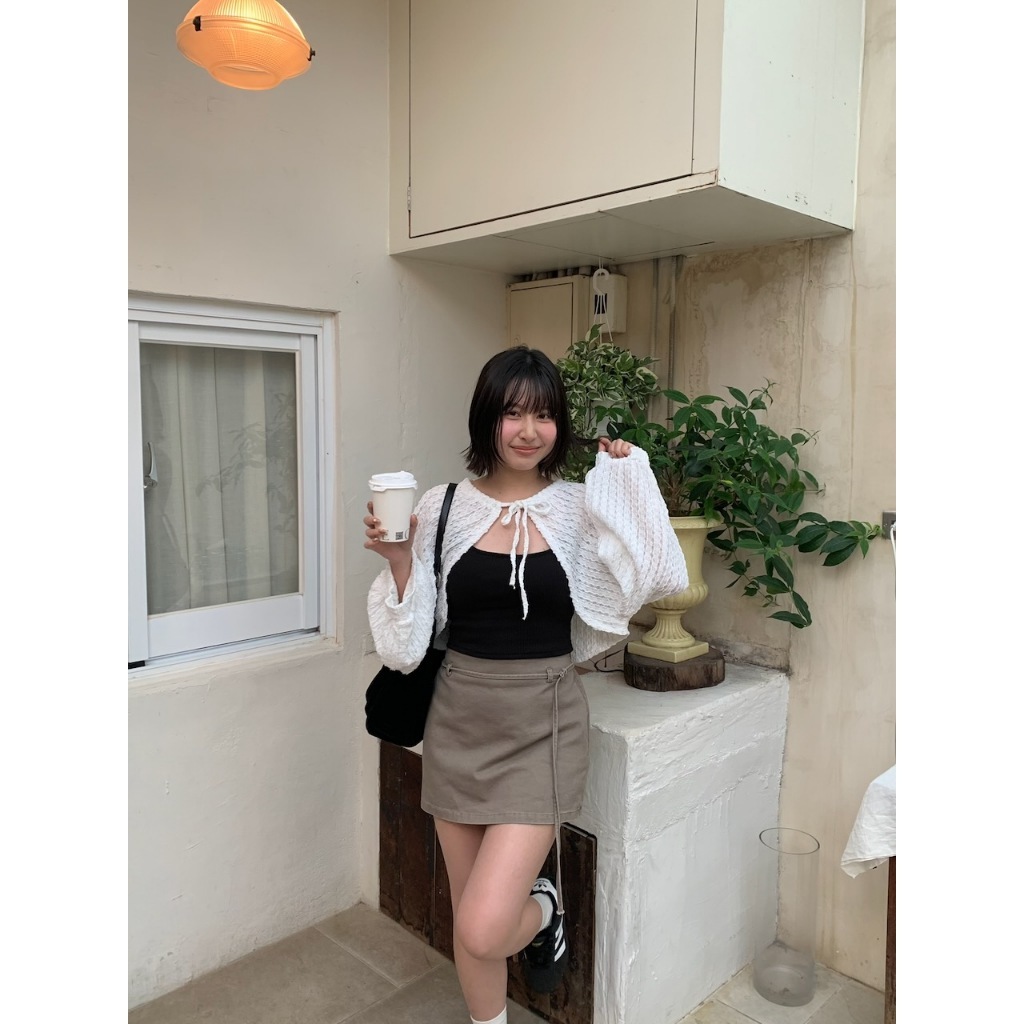 A05 朦朧透感澎袖綁帶罩衫 #9881