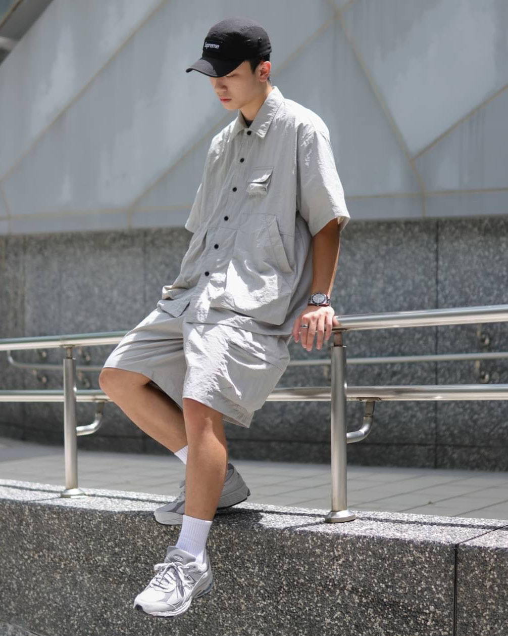 #A032 日系工裝立體口袋休閒套裝 淺灰L 男生室外穿搭照