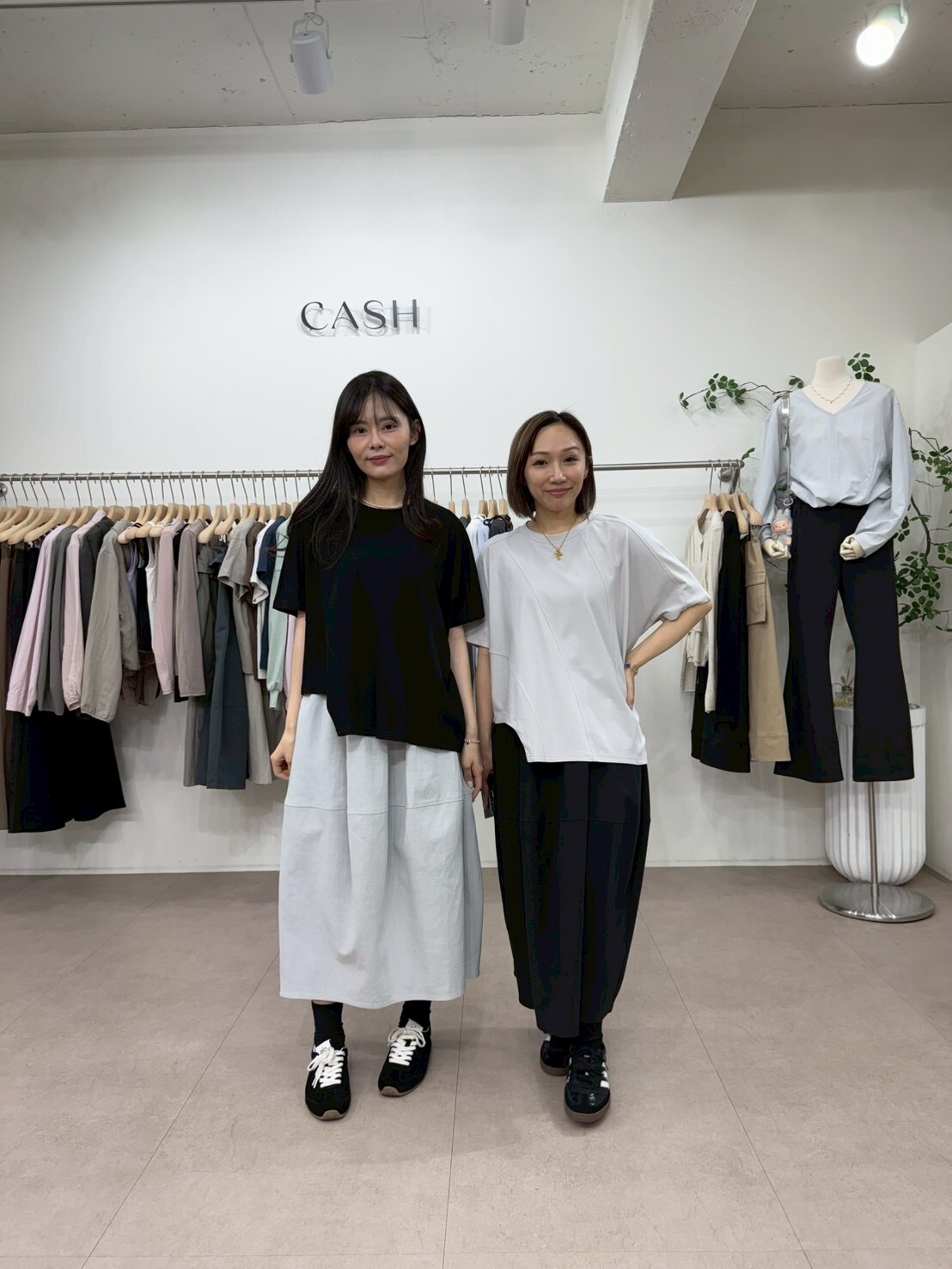 CA6018 不規則設計短袖上衣