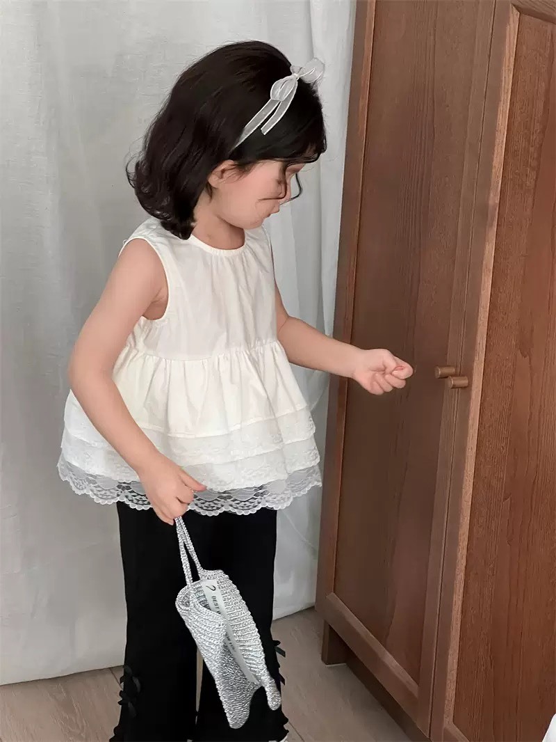 緹花蕾絲無袖上衣