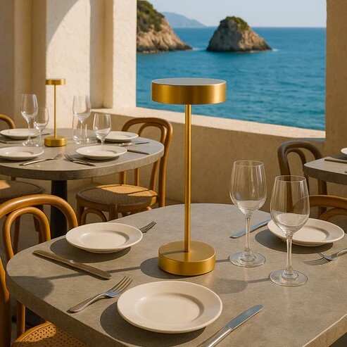 義大利UBIQUA-Standy 俐落立體感|無線 桌燈-小款