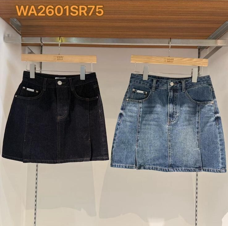 ZX15 S:腰27 hip39 長15.5 M:腰28 hip40 長15 .5 $389