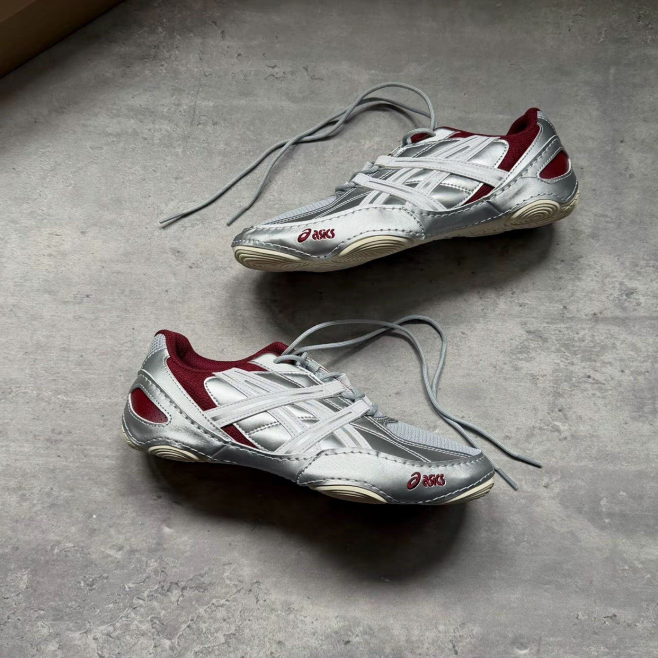 NICEDAY 代購 ASICS HYPERSYNC 亞瑟士 薄底 德訓 銀 酒紅 紅 銀灰 1203A879-021