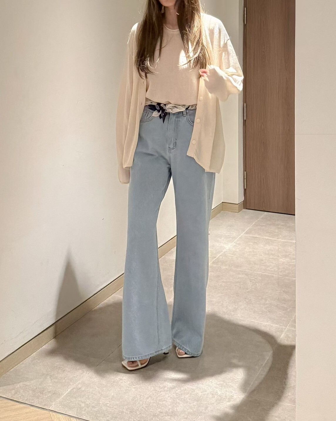 HABLE  絲巾綁帶淺藍水洗牛仔褲